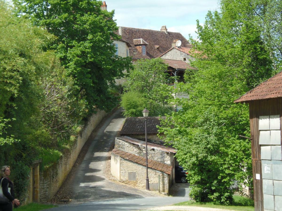 La Chabotine Acomodação com café da manhã Allas-Les-Mines Exterior foto